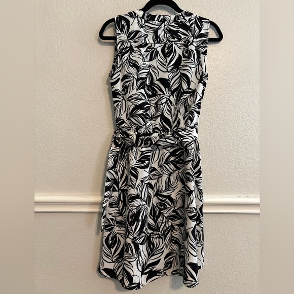Mossimo Black & White Belted Waist sleeveless dress size Small - Picture 2 of 5